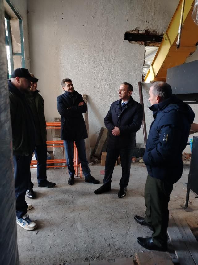 0f0ee68a 675b 420a a17c 2360d610cce8